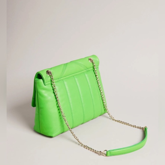 Ted Baker Ayahlin Quilted Puffer Medium Shoulder Bag Green Chain Shoulder Bag - Picture 5 of 16